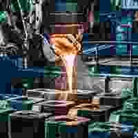 Metal foundry casting process with molten metal pour