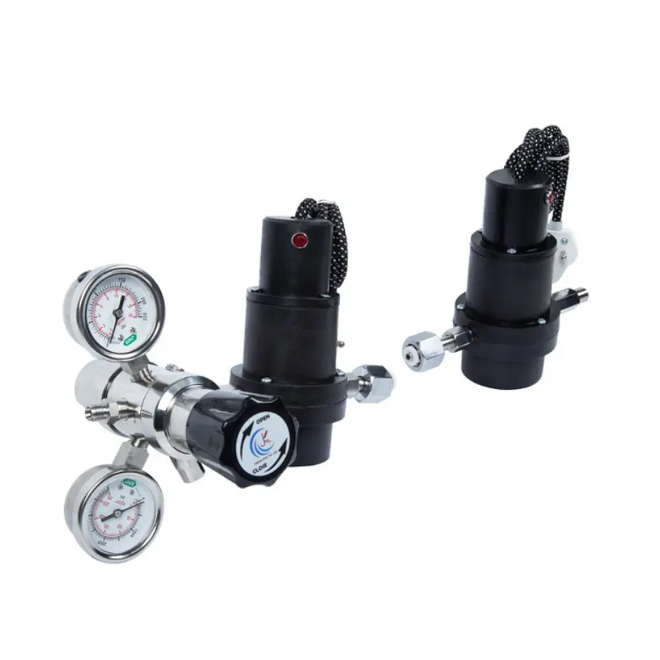 double-stage-pressure-regulators-with-heater-1 double-stage-pressure-regulators-with-heater-1