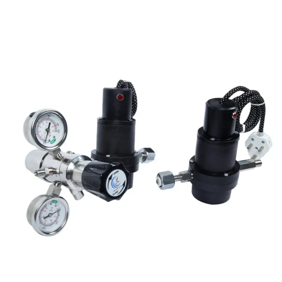double-stage-pressure-regulators-with-heater-2 double-stage-pressure-regulators-with-heater-2
